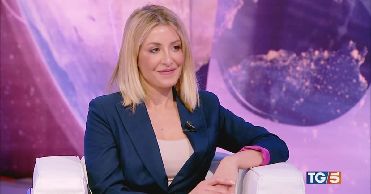 Fotogramma originale: TG5 — Monica Germani